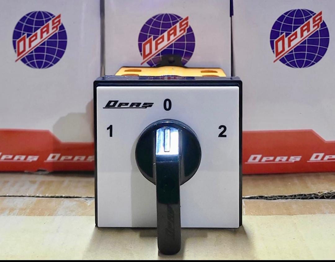 Opas 63Amp 2 pol rotary changeover | Asghar Electric