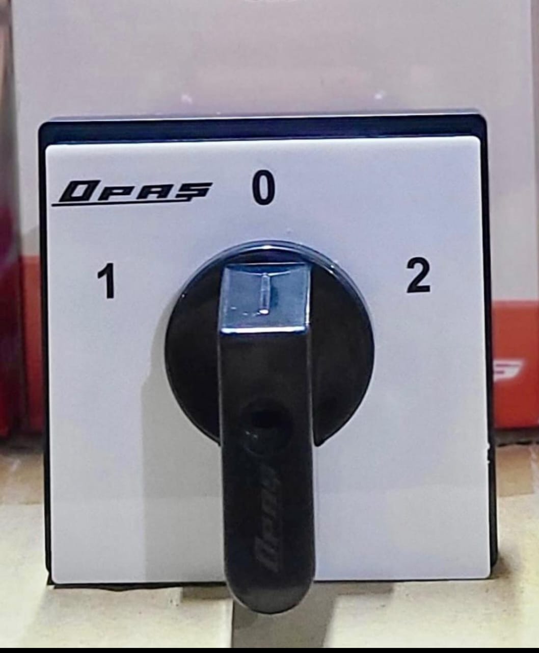 OPAS 32 Amp 3-Pole Circuit Breaker | Reliable Power Protection – Asghar Electric